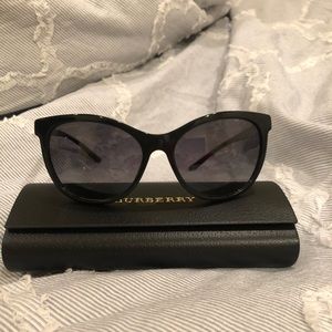 NEW Burberry Sunglasses